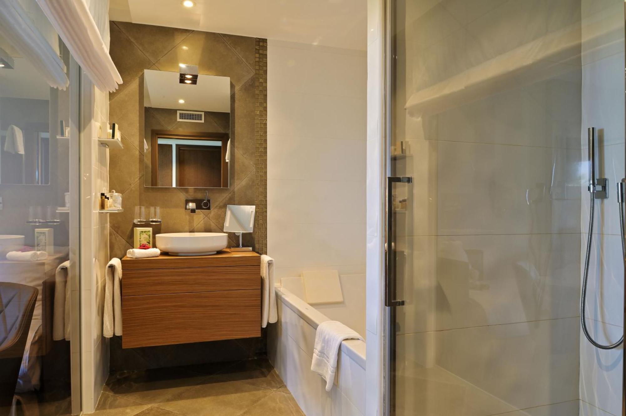 Hotel Le Week End Ajaccio  Ngoại thất bức ảnh